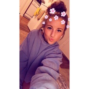 Meet your Posher, Kendra